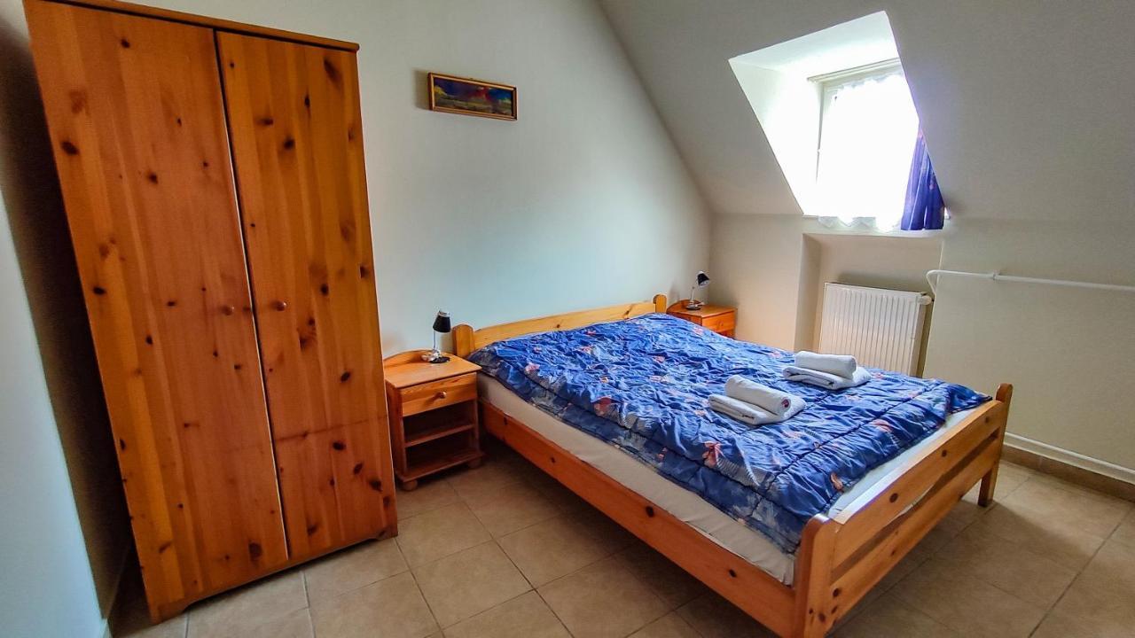 Afrodite Apartmanok Eger Luaran gambar