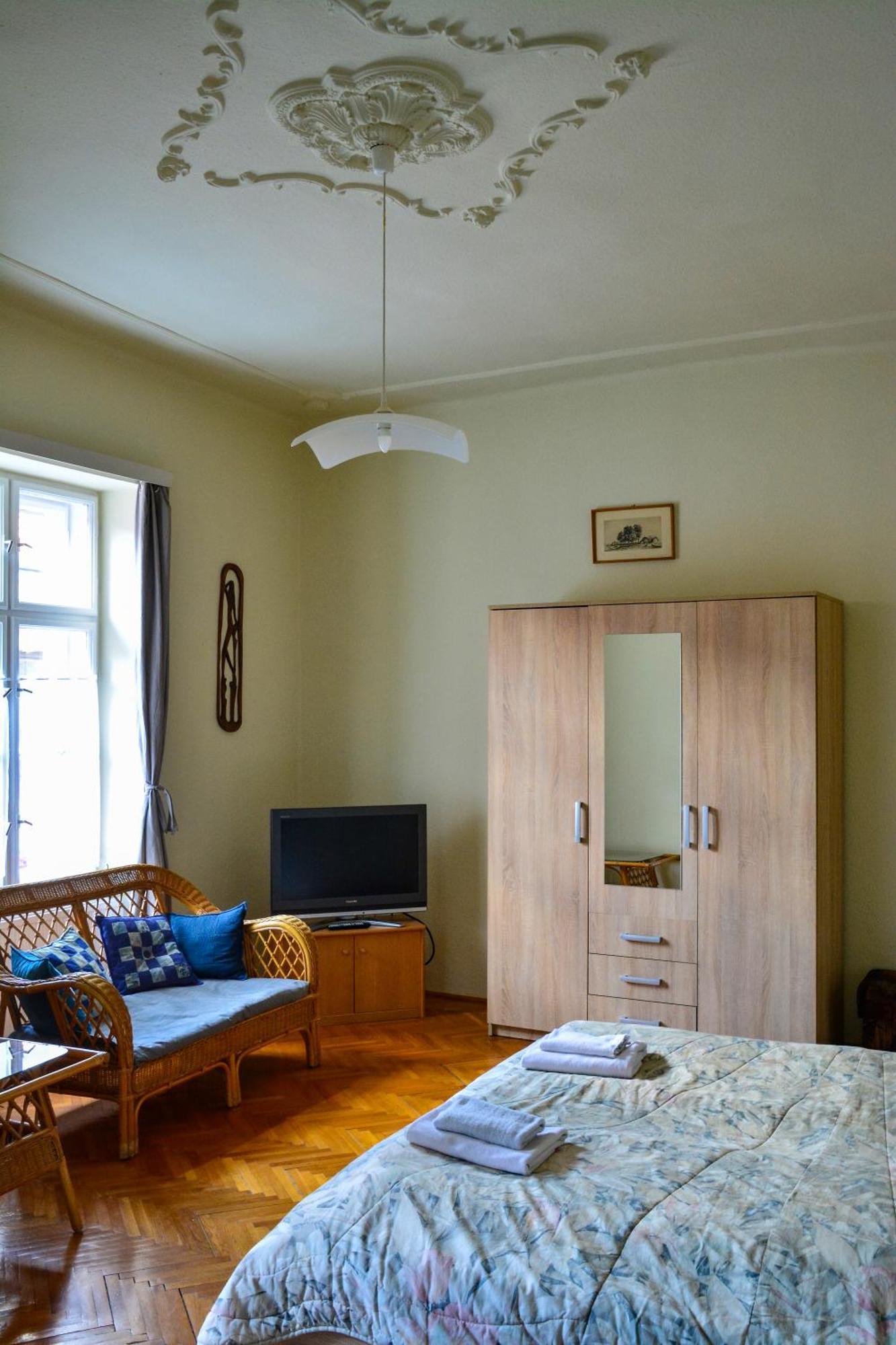Afrodite Apartmanok Eger Luaran gambar