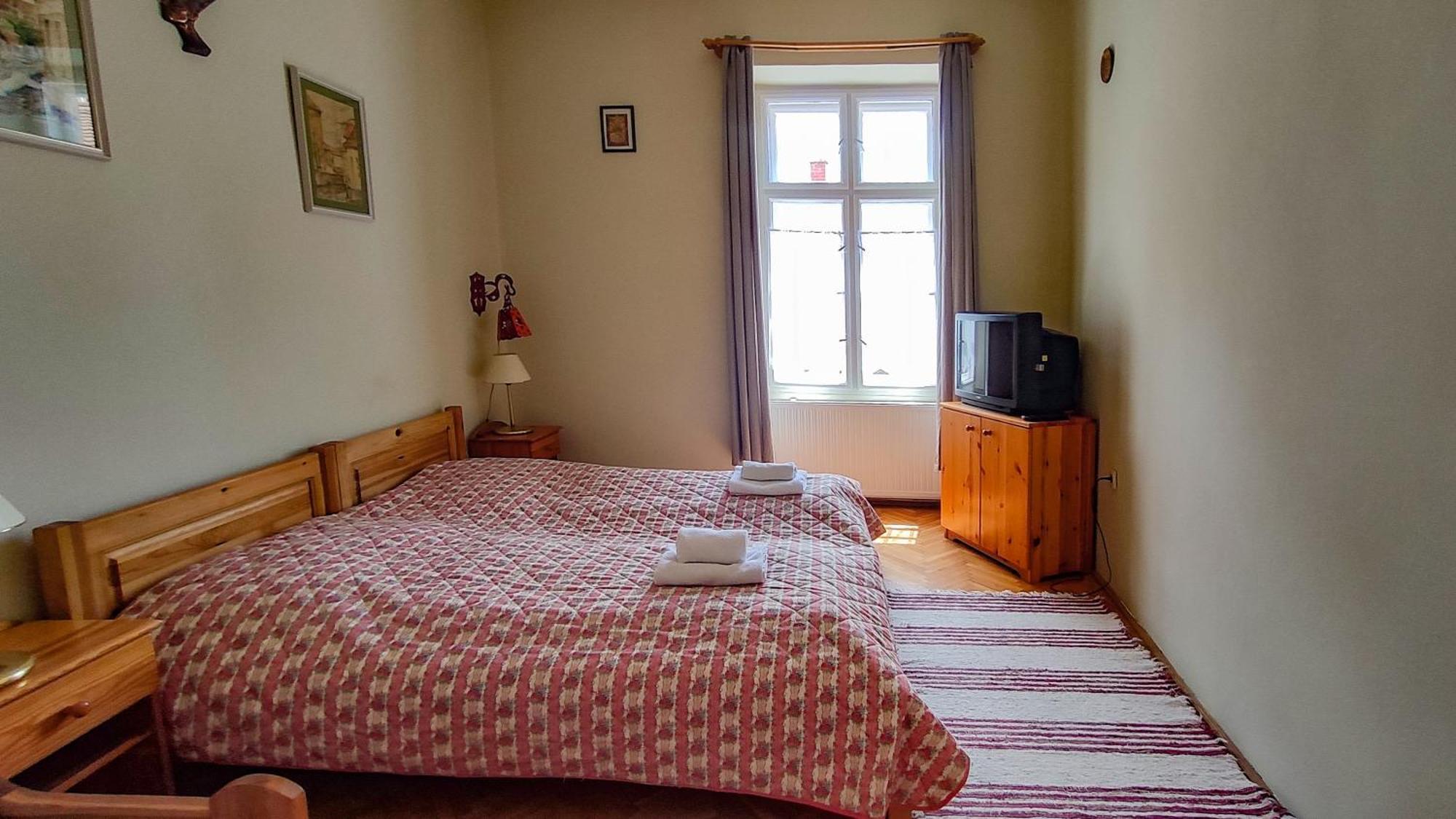 Afrodite Apartmanok Eger Luaran gambar
