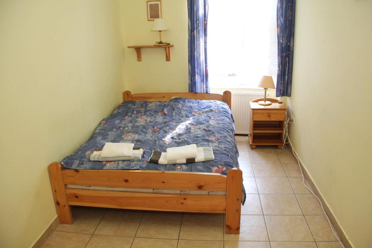 Afrodite Apartmanok Eger Luaran gambar
