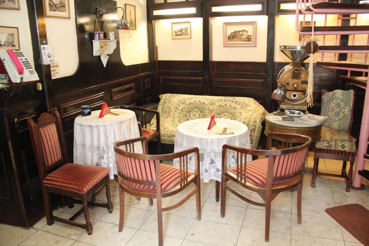 Afrodite Apartmanok Eger Luaran gambar